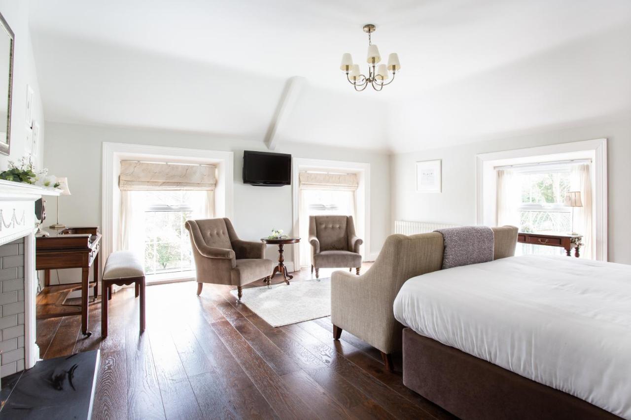 Millbrook Lodge Ballynahinch ภายนอก รูปภาพ
