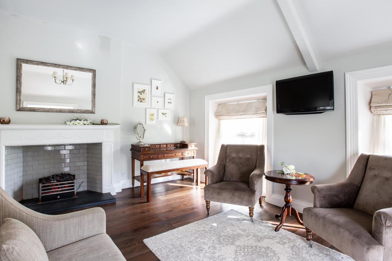 Millbrook Lodge Ballynahinch ภายนอก รูปภาพ