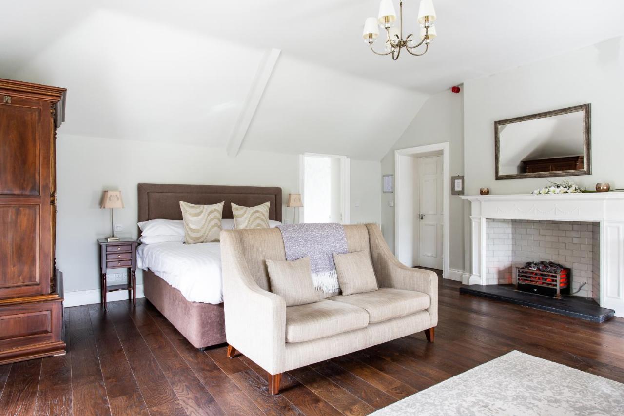 Millbrook Lodge Ballynahinch ภายนอก รูปภาพ