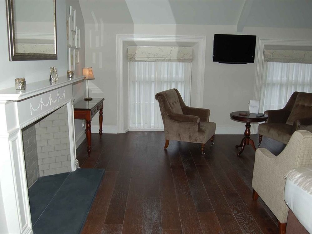 Millbrook Lodge Ballynahinch ภายนอก รูปภาพ